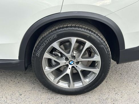 Used 2026 BMW X5 xDrive40i image 9
