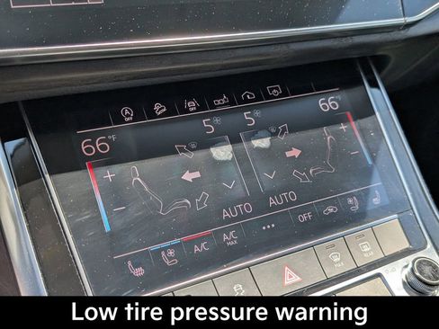 Used 2019 Audi Q8 Premium Plus w/ Premium Plus image 24