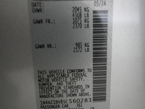 Used 2025 Nissan Leaf S FWD image 28