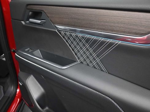 New 2026 GMC Acadia Denali w/ Super Cruise Package image 11