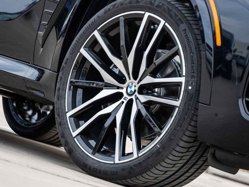 New 2026 BMW X5 xDrive40i w/ Executive Package image 8