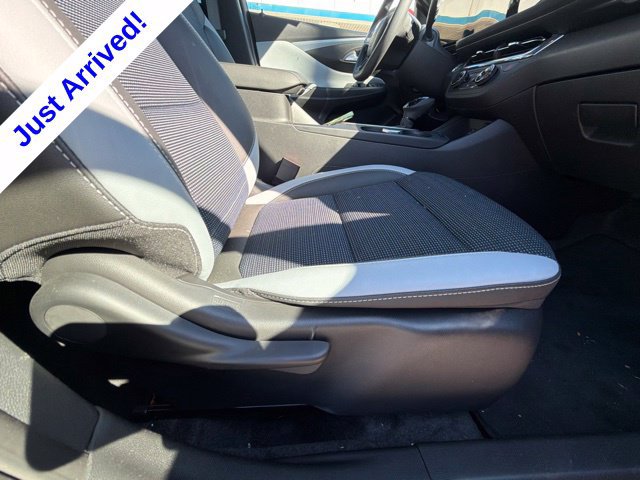 Used 2026 Buick Envista Preferred FWD image 23