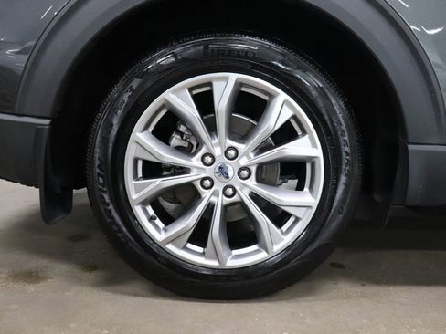 Used 2020 Ford Explorer Limited image 38