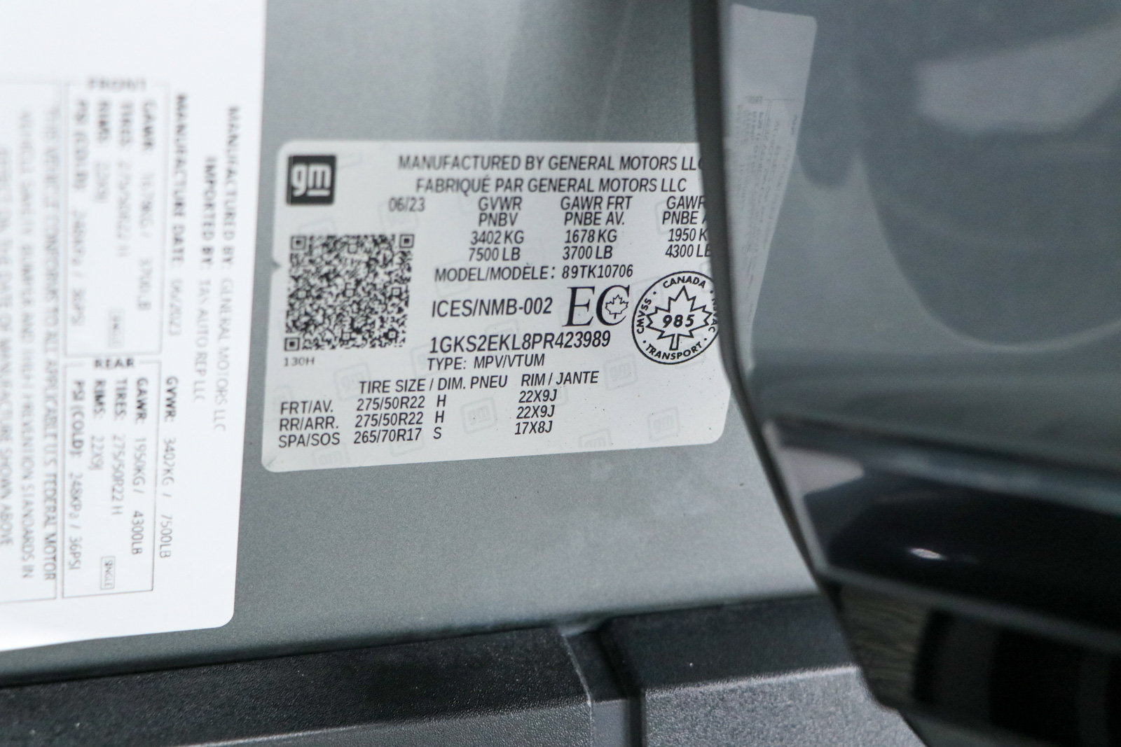Used 2023 GMC Yukon Denali Ultimate AWD/4WD image 39