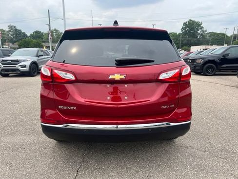 Used 2019 Chevrolet Equinox LT w/ Driver Convenience Package AWD/4WD image 5