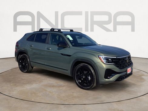 New 2026 Volkswagen Atlas Cross Sport SEL R-Line image 2