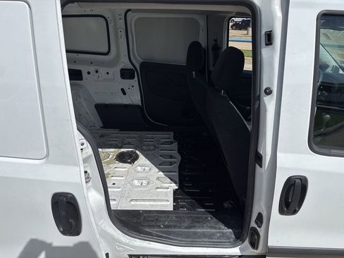 Used 2022 RAM ProMaster City Tradesman image 12