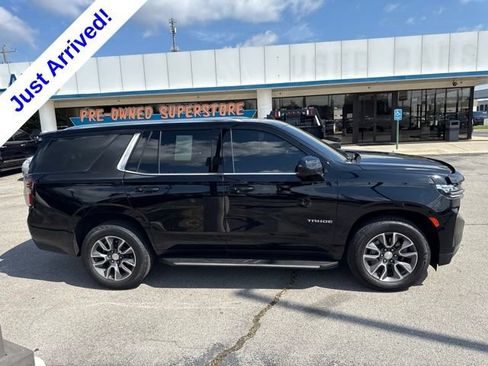 Used 2021 Chevrolet Tahoe LS RWD image 2