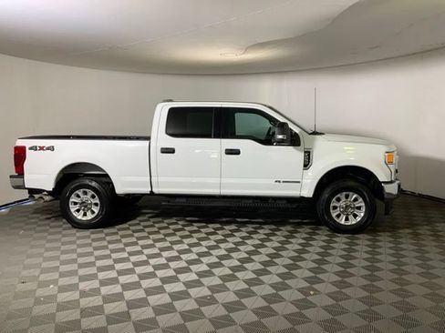 Used 2022 Ford F250 XLT w/ XLT Value Package AWD/4WD image 5