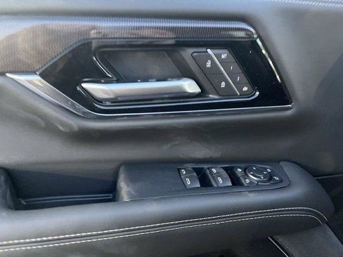 New 2026 GMC Yukon Elevation image 10