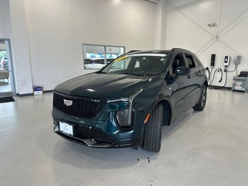 Certified 2024 Cadillac XT4 Sport AWD/4WD image 6