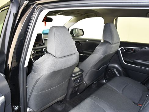 Used 2024 Toyota RAV4 LE AWD/4WD image 47