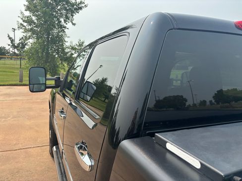 Used 2013 GMC Sierra 2500 Denali image 9