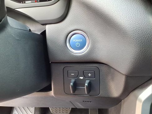 Used 2023 Toyota Tundra Limited AWD/4WD image 11