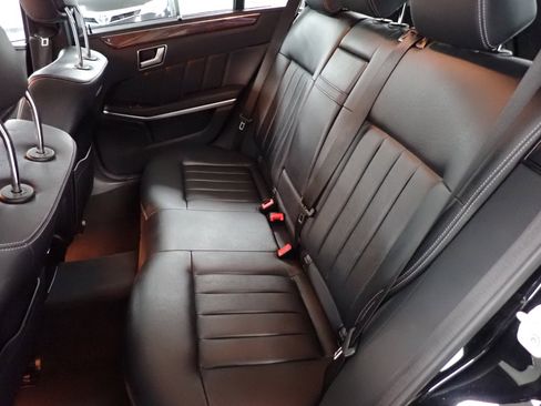 Used 2014 Mercedes-Benz E 350 4MATIC Wagon w/ Premium 1 Package image 11