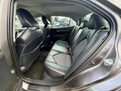 Used 2021 Toyota Camry LE image 43