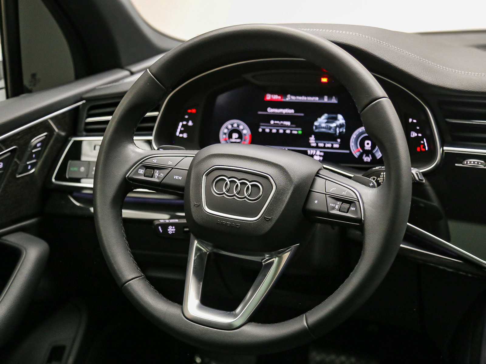 Certified 2023 Audi Q7 3.0T Premium w/ Convenience Package AWD/4WD image 16