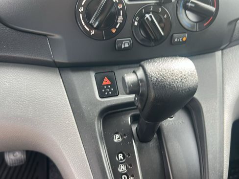 Used 2020 Nissan NV200 SV FWD image 22