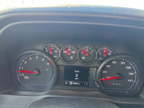 Used 2019 Chevrolet Silverado 1500 Custom Trail Boss w/ Custom Convenience Package AWD/4WD image 23