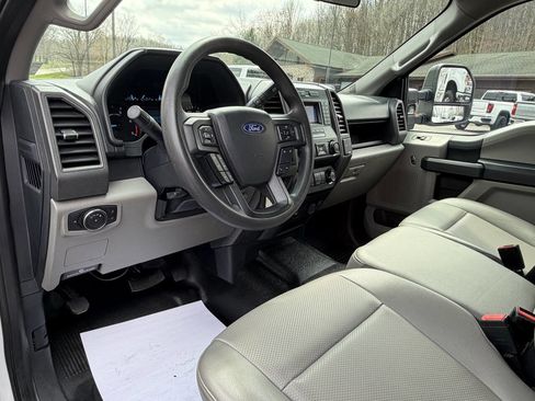 Used 2022 Ford F350 XL w/ Power Equipment Group image 20
