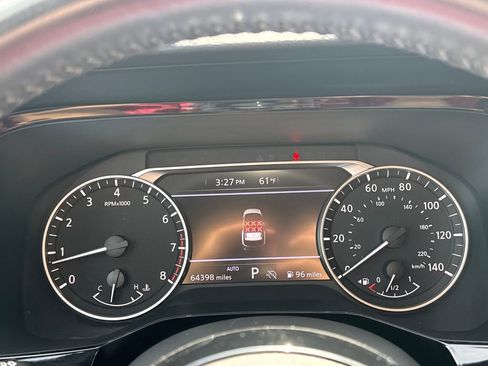 Used 2023 Nissan Pathfinder SV AWD/4WD image 16