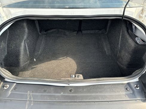 Used 2019 Dodge Challenger R/T w/ Driver Convenience Group image 14