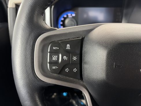 Used 2023 Ford Bronco Wildtrak image 29