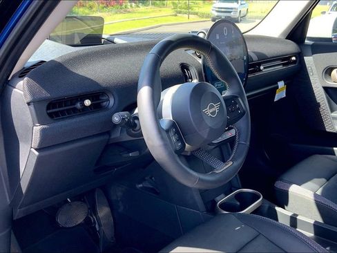 Certified 2025 MINI Cooper S FWD image 15