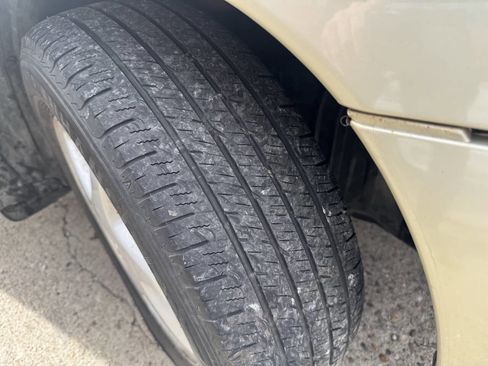 Used 1998 Nissan Altima GLE image 20