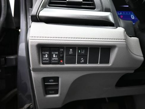 Used 2020 Honda Odyssey EX image 18