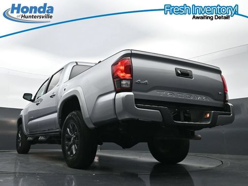 Used 2023 Toyota Tacoma SR5 w/ Technology Package AWD/4WD image 33