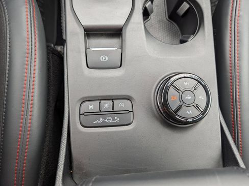 Certified 2025 Ford Ranger Raptor AWD/4WD image 31