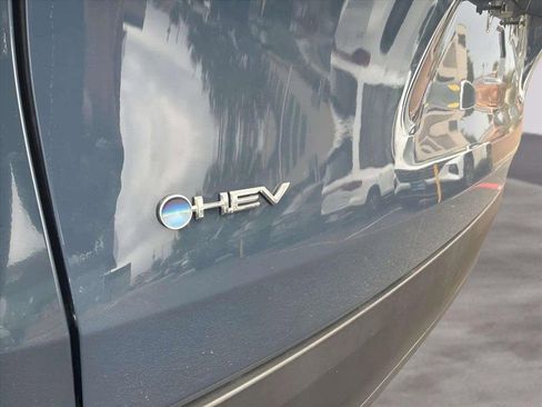 Used 2024 Toyota Grand Highlander XLE image 9