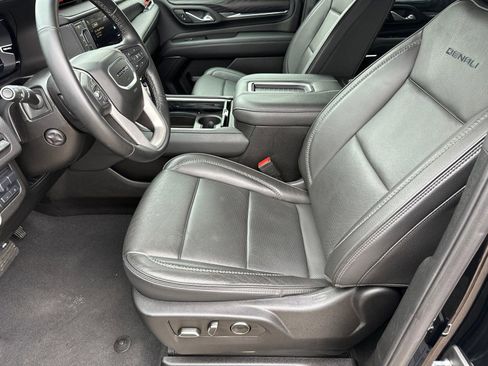 Used 2024 GMC Yukon XL Denali w/ Max Trailering Package AWD/4WD image 9