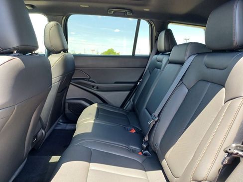 New 2026 Jeep Cherokee Limited AWD/4WD image 29