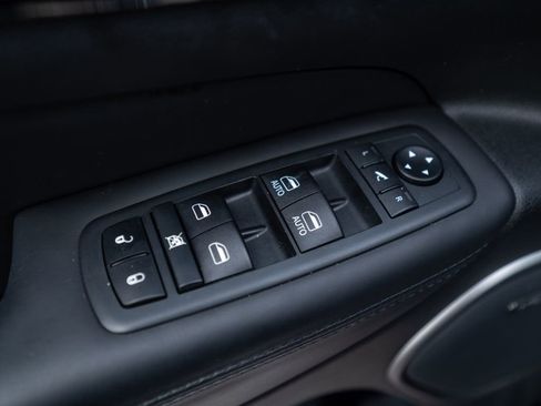 Used 2020 Jeep Grand Cherokee High Altitude image 25