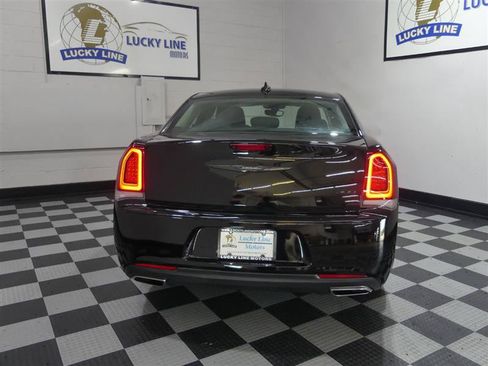 Used 2023 Chrysler 300 Touring w/ Sport Appearance Package RWD image 8