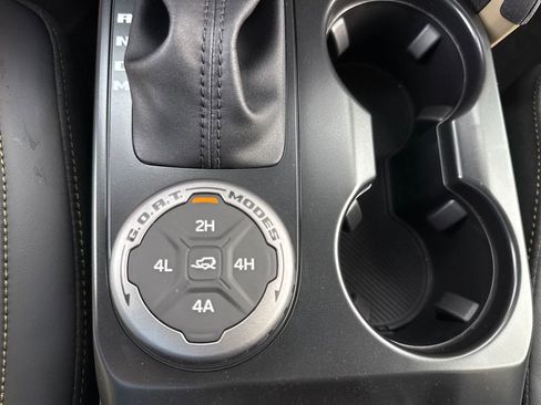 New 2025 Ford Bronco Badlands image 34