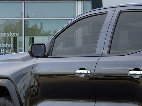 New 2026 GMC Canyon Denali AWD/4WD image 12