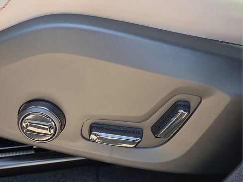 New 2026 Volvo XC90 B5 Core image 20