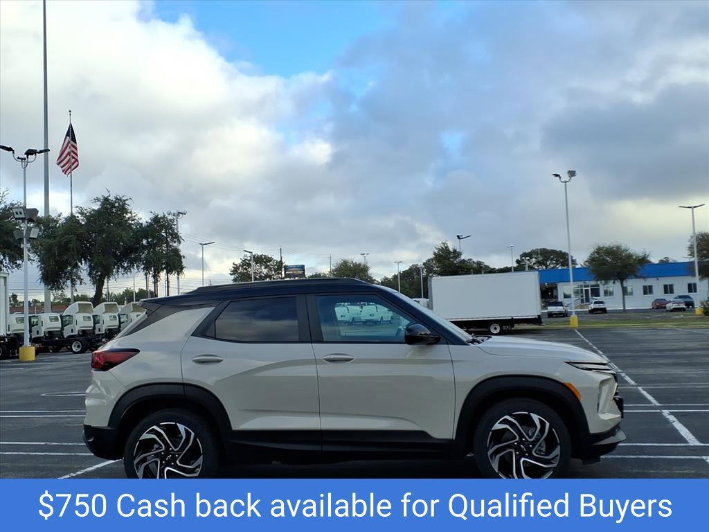 New 2026 Chevrolet TrailBlazer RS w/ Convenience Package FWD image 2