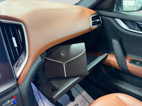 Used 2019 Maserati Ghibli RWD image 34