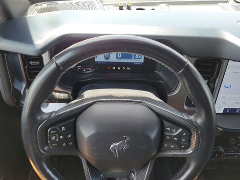 Used 2022 Ford Bronco Outer Banks w/ Sasquatch Package AWD/4WD image 20