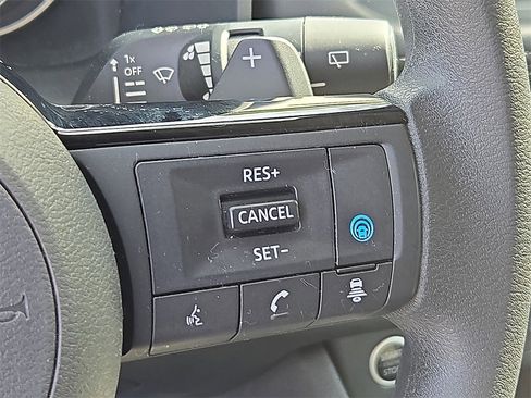 Certified 2022 Nissan Rogue SV image 23