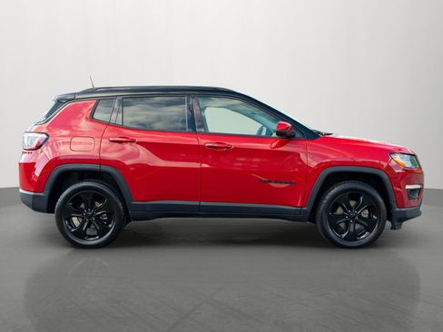 Used 2021 Jeep Compass Latitude AWD/4WD image 8