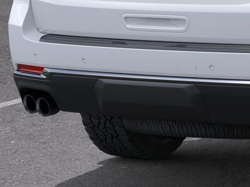 New 2026 Chevrolet Tahoe Z71 w/ Z71 Off-Road Package AWD/4WD image 16