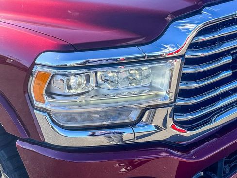 Used 2022 RAM 3500 Limited w/ Body Color Bumper Group image 7