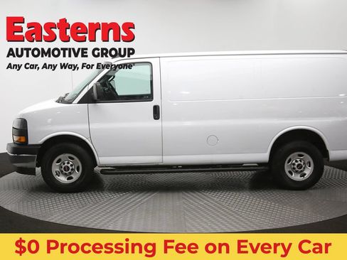 Used 2020 GMC Savana 2500 w/ Driver Convenience Package RWD image 57