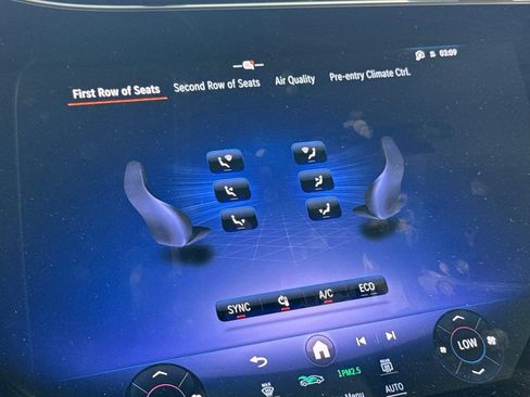 New 2026 Mercedes-Benz EQS 400 4MATIC SUV image 26