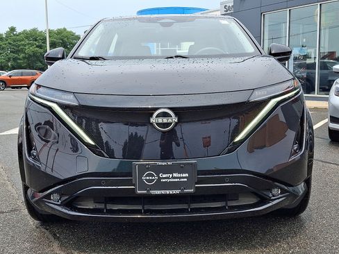 Used 2024 Nissan Ariya AWD image 2